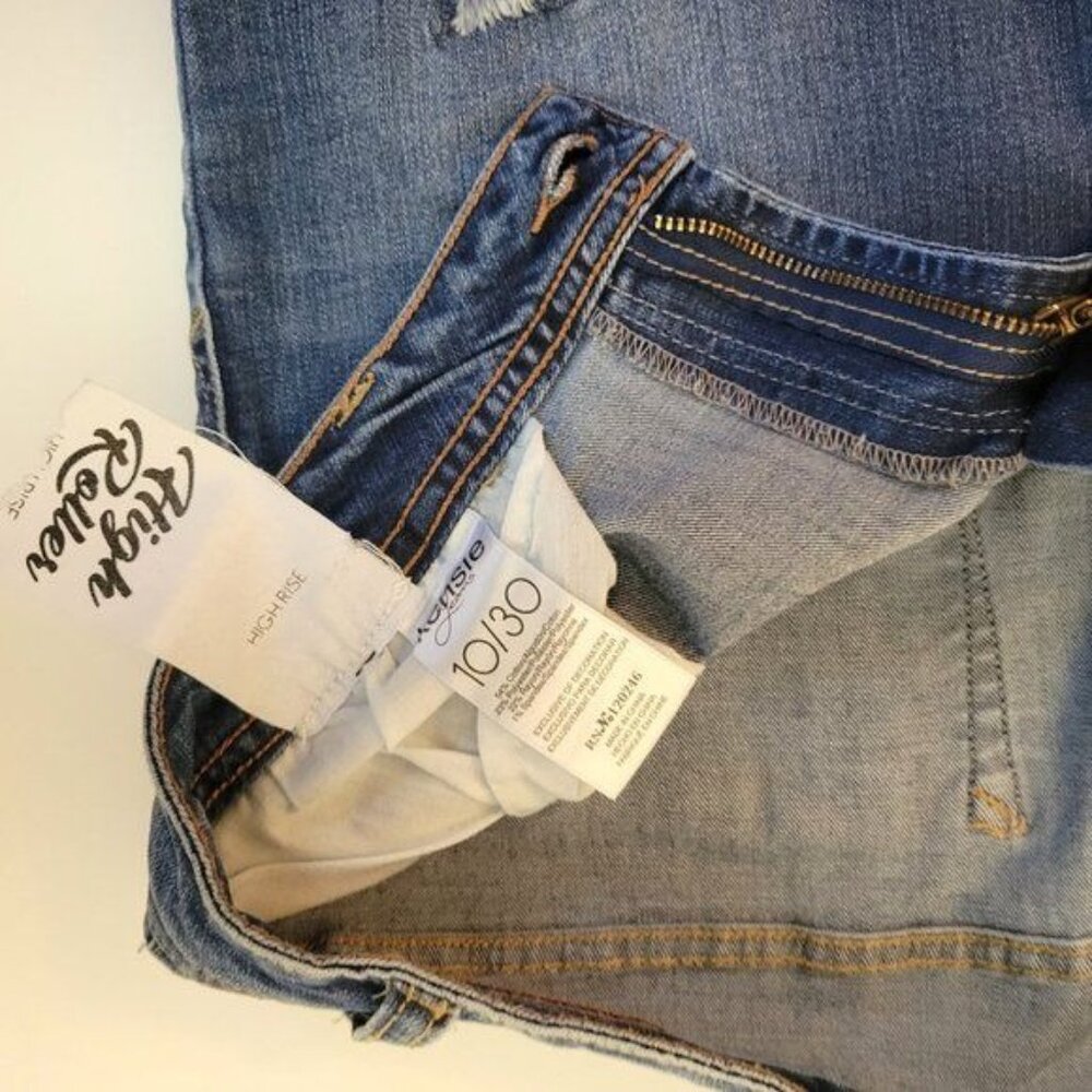 Kensie High Roller Cropped Jeans - Picture 3 of 5